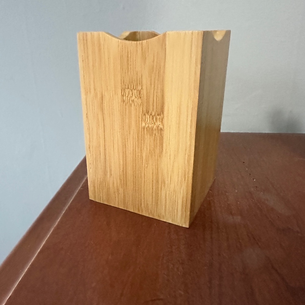 Bamboo Utensil Holder (Offers welcome- baby essentials fund 🍼)